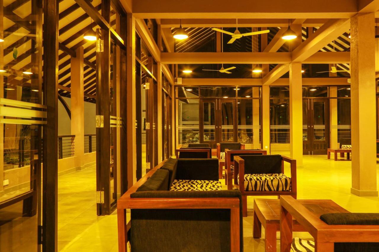 Oak Ray Wild Yala Hotel Tissamaharama Eksteriør billede